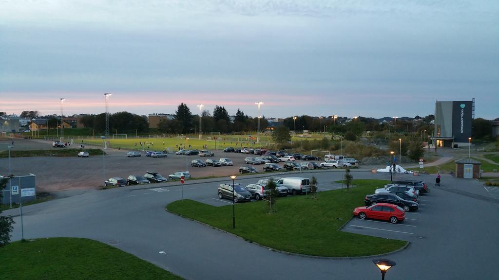 Skeisvang Gjestgiveri Hotel Haugesund Exterior photo